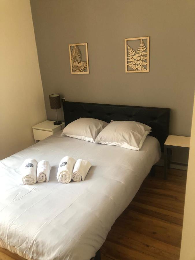 Appartamento Le Gambetta T2 Cosy Hypercentre Wifi Fibre Avec Parking Pau Esterno foto