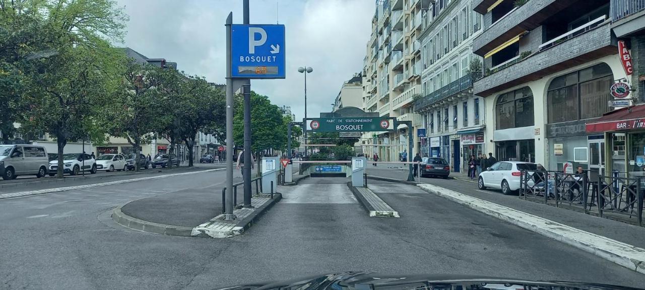 Appartamento Le Gambetta T2 Cosy Hypercentre Wifi Fibre Avec Parking Pau Esterno foto